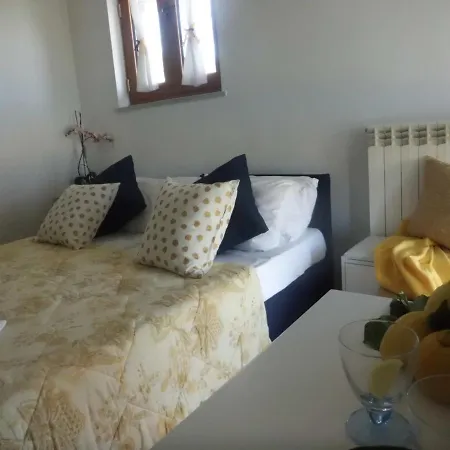 Oasi Madre Della Pace فندق مبيت وإفطار