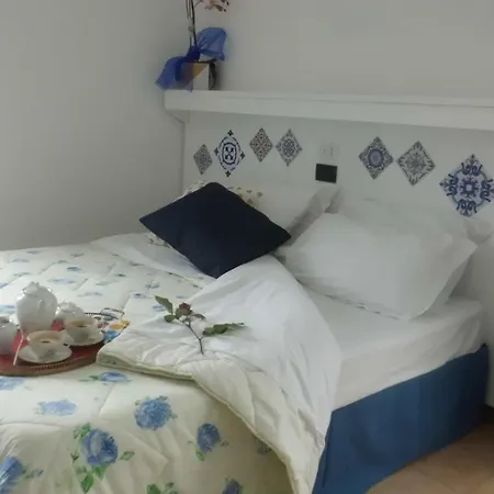 Oda ve Kahvaltı Oasi Madre Della Pace