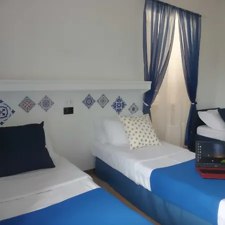 Oasi Madre Della Pace 4* Сорренто