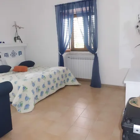 Oasi Madre Della Pace 4* Сорренто