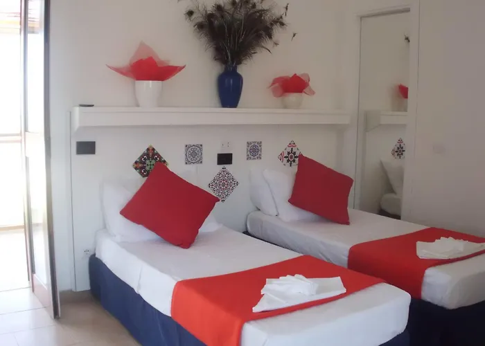 Alojamento de Acomodação e Pequeno-almoço Oasi Madre Della Pace 4*