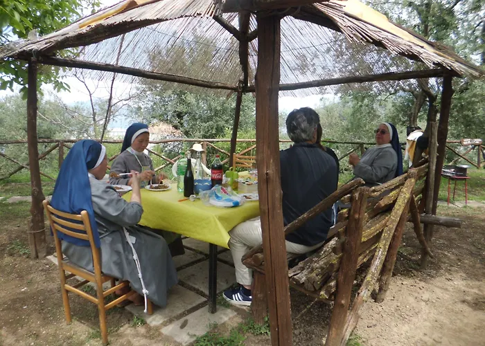 Alojamento de Acomodação e Pequeno-almoço Oasi Madre Della Pace