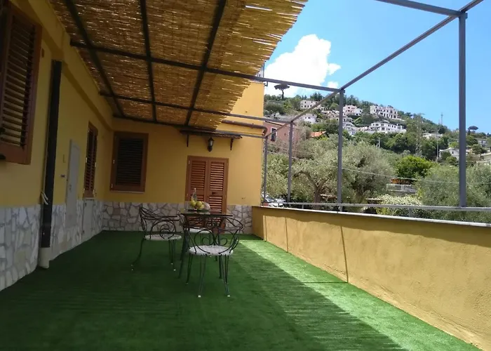 Oasi Madre Della Pace Alojamento de Acomodação e Pequeno-almoço Sorrento