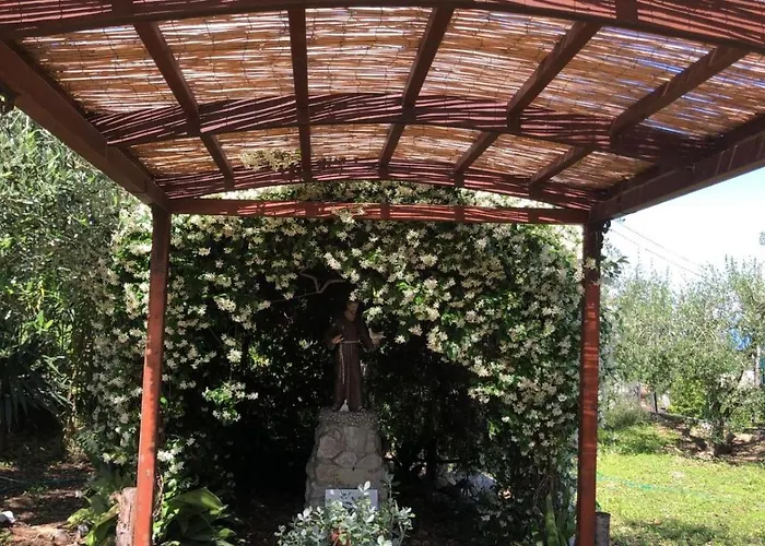 Alojamento de Acomodação e Pequeno-almoço Oasi Madre Della Pace