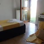 Oasi Madre Della Pace לינה וארוחת בוקר
