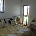 Oasi Madre Della Pace סורנטו