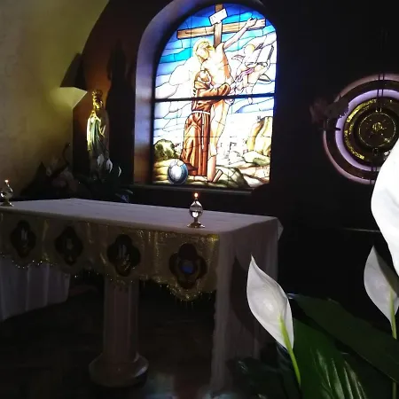 Oda ve Kahvaltı Oasi Madre Della Pace Sorrento