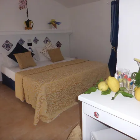 Oasi Madre Della Pace Bed & Breakfast 4*