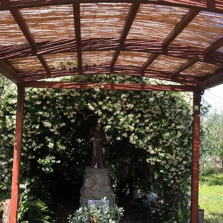 Oda ve Kahvaltı Oasi Madre Della Pace